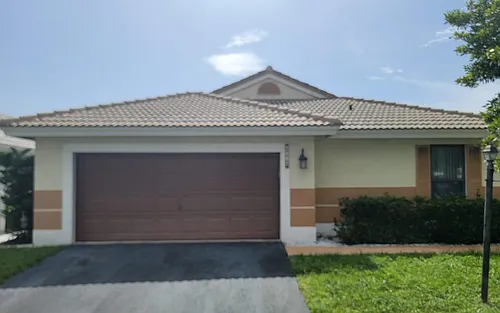5881 Chester Ln Photo 1