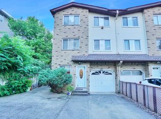 36 Pemberton Ave, Staten Island, NY 10308