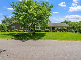 723 Gaston Dr, Hertford, NC 27944
