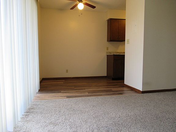 4th image of 1237 S Dewey St #206