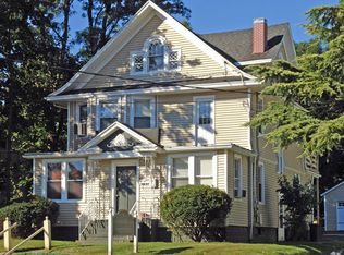 483 New York Ave, Huntington, NY 11743