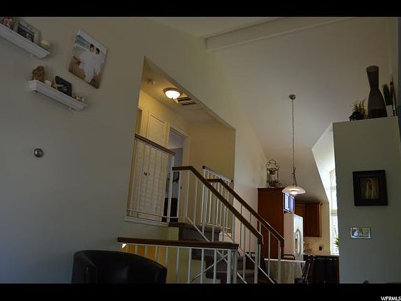3rd image of 9145 S Cripple Creek Cir
