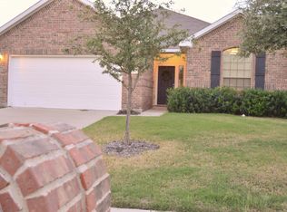 229 Chimney Rock Dr, Waxahachie, TX