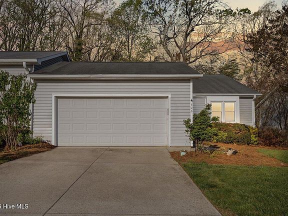 3rd image of 506 Westpark Circle