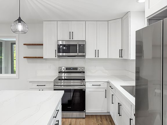 5th image of 11-3171 Mokuna St