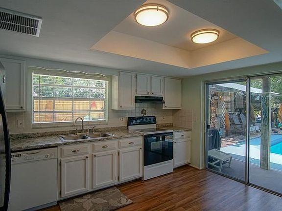4th image of 1375 Alfonzo Cir