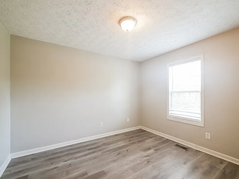 124 S Winds Dr — Photo 14