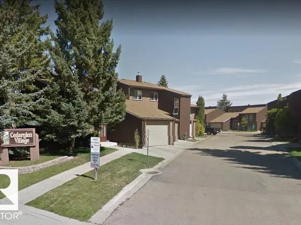 14113 26th St NW, Edmonton, AB T5Y 1S2
