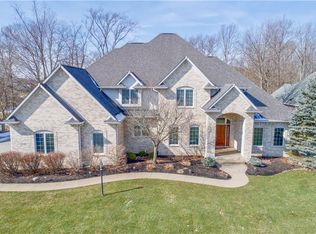 10629 Geist Ridge Ct, Fishers, IN 46040