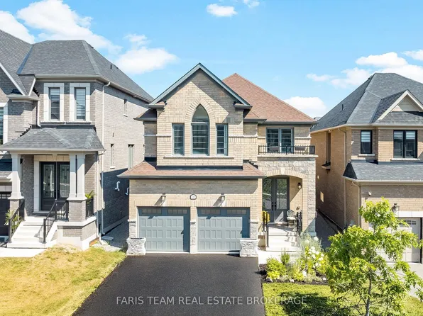 1352 Blackmore St, Innisfil, ON L9S 0J8