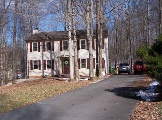 118 Constitution Way, Forest, VA 24551