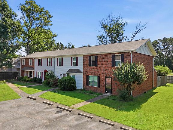 4th image of 200 Pine Forest Dr APT E1
