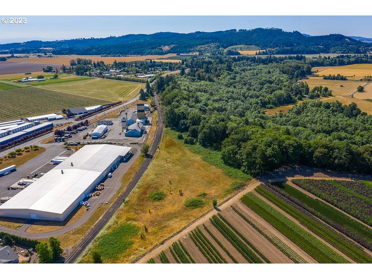 0 SW River Bend Rd photo 1