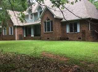10800 Tara Oaks Dr, Charlotte, NC 28227