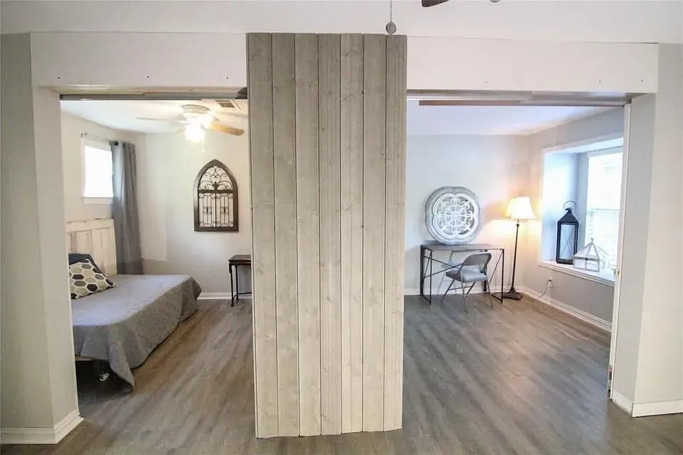 2 bed, 1.0 bath, 400 sqft, $900 — Photo 1