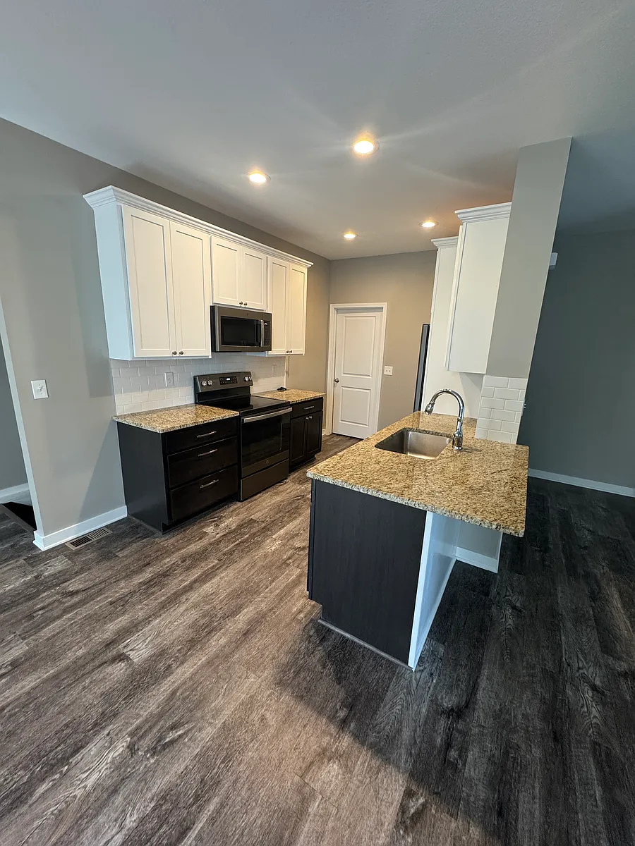 1713 kitchen 2_02042025 - 1713 N Newberry Ct