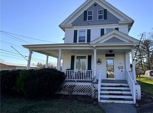 39 Center St, Waterloo, NY 13165