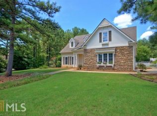 180 Compton Dr, Fayetteville, GA 30215