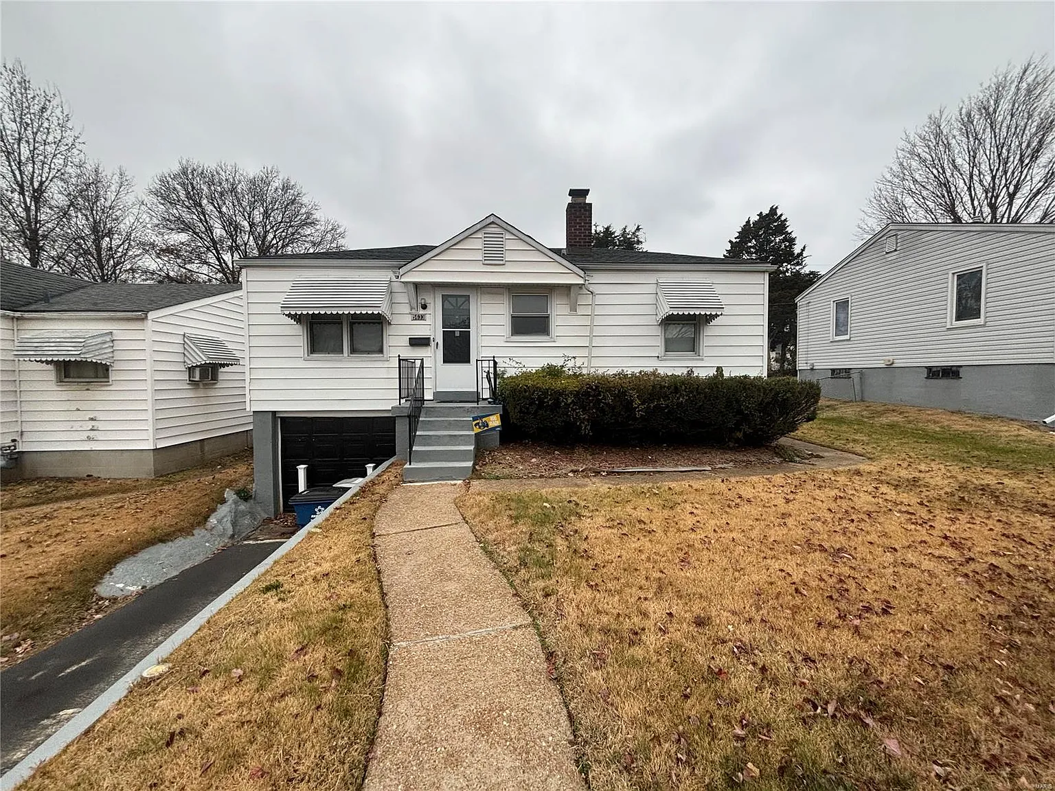 5633 Sunbury Ave photo 1