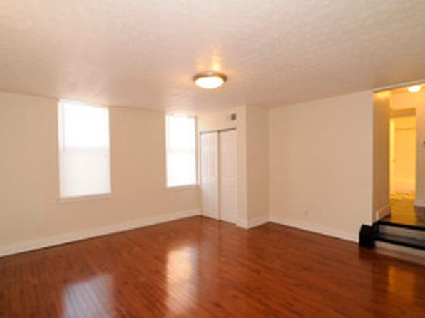 1425 Pleasant St #27