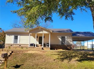313 Williams St, Valley, AL 36854