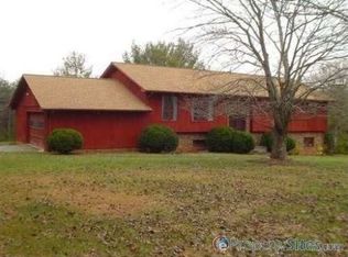 110 Nelson St, Ferrum, VA 24088