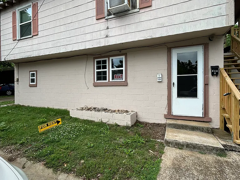 106 W Shoal St — Photo 3