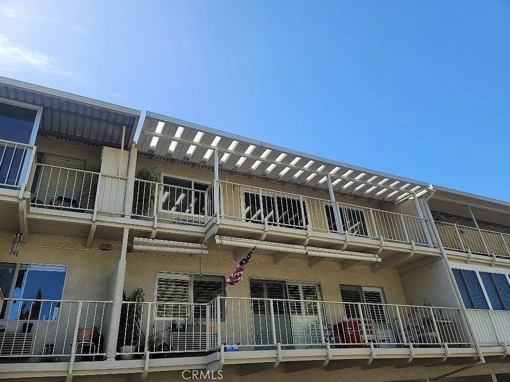 2 bed, 1057 sqft, $3,000 — Photo 3