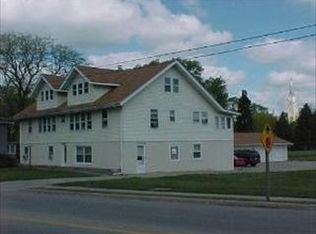 2204 W Johnsburg Rd, Johnsburg, IL 60051