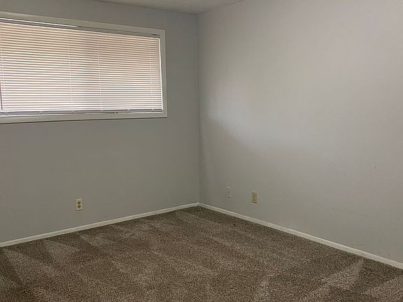 5th image of 3015 Pacific Ave #23