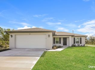 2819 37th St SW, Lehigh Acres, FL 33976