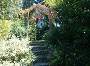 9220 Fauntleroy Way SW, Seattle, WA 98136