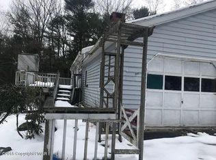 137 Woodlane Rd, Canadensis, PA 18325