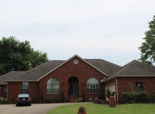 2500 Bacon Ct, Muskogee, OK 74403