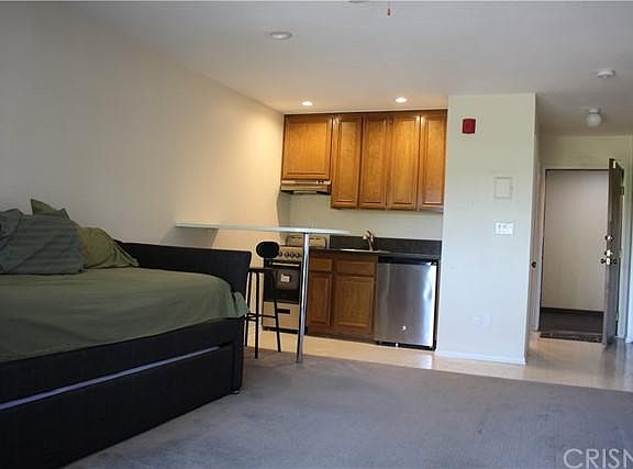 4th image of 22100 Burbank Blvd Unit 359G