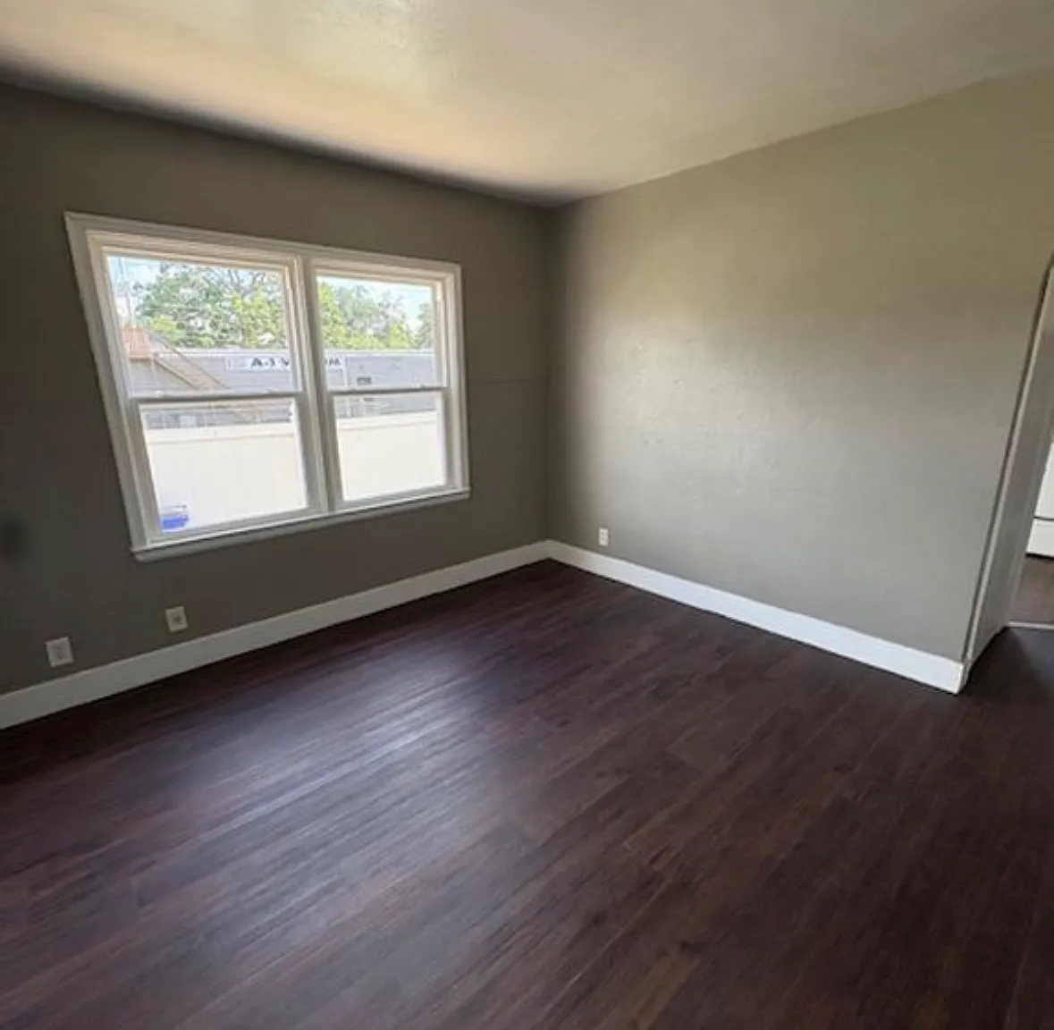 2 bed, 600 sqft, $975 — Photo 4