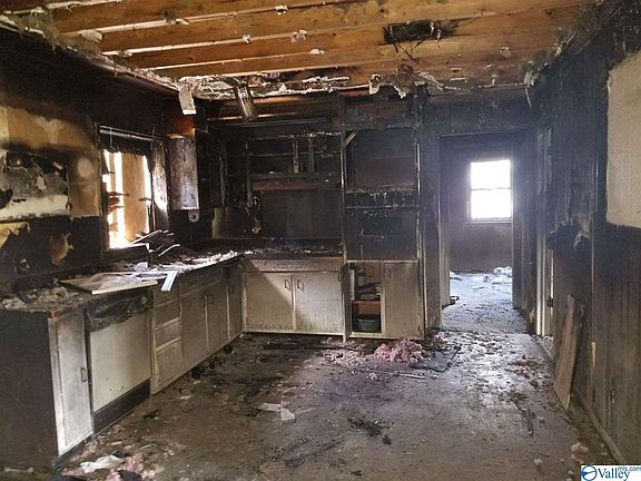 2nd image of 2519 Gunnison Ln NW