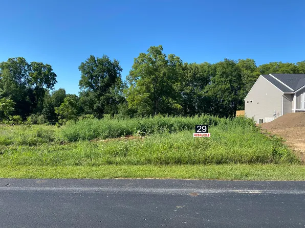 2245 Quarter Horse Dr NE #29, Cedar Springs, MI 49319