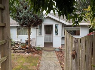 845 E 1st St, Coquille, OR 97423