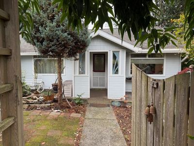845 E 1st St, Coquille, OR, 97423