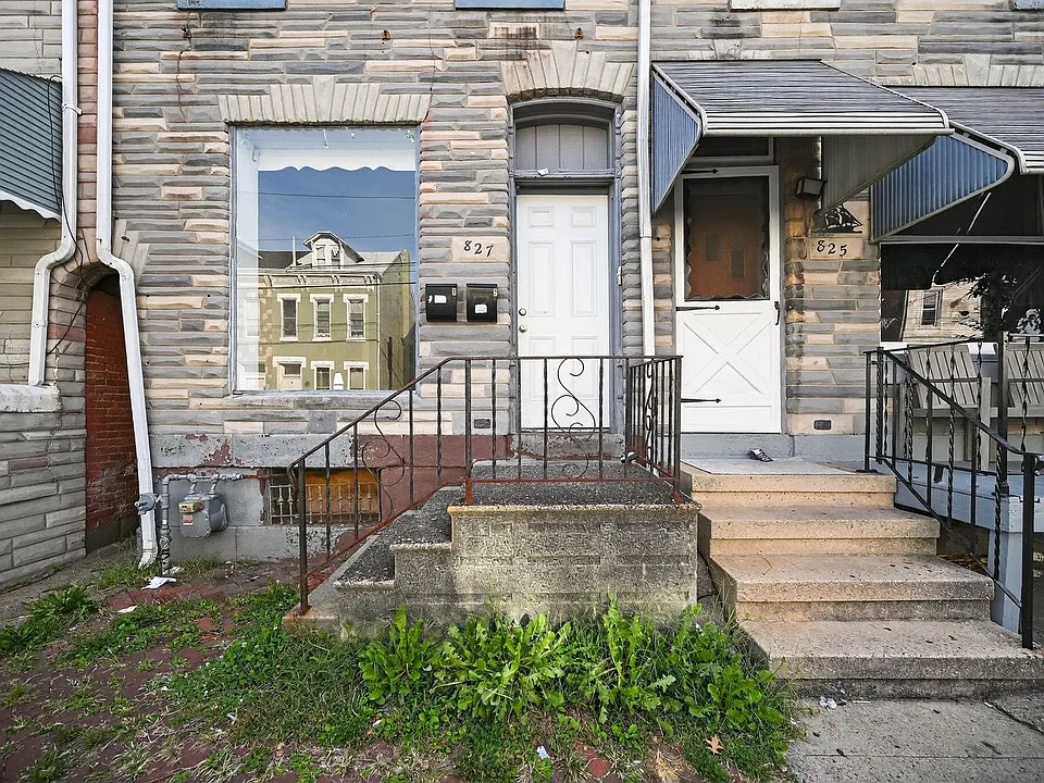 827 N 10th St