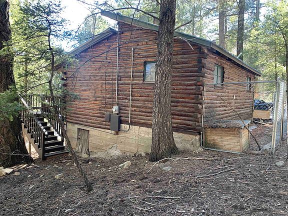 5th image of 1001 Ponderosa Pl
