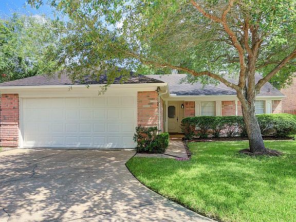 4th image of 3131 E Heatherock Cir