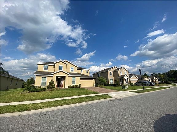 3rd image of 14385 Black Lake Preserve St