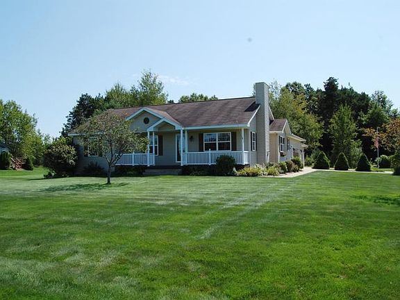 3rd image of 6860 Blossom Ct