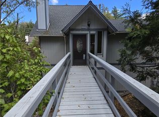 1207 Aleutian Dr, Lake Arrowhead, CA 92352