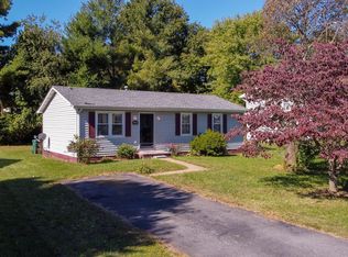 1806 Monroe St, Waynesboro, VA 22980