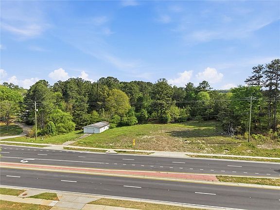 2nd image of 4063 Macland Rd