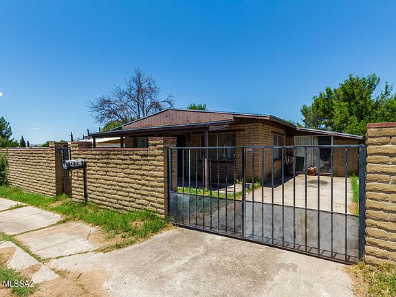 2nd image of 421 E Calle Sonora