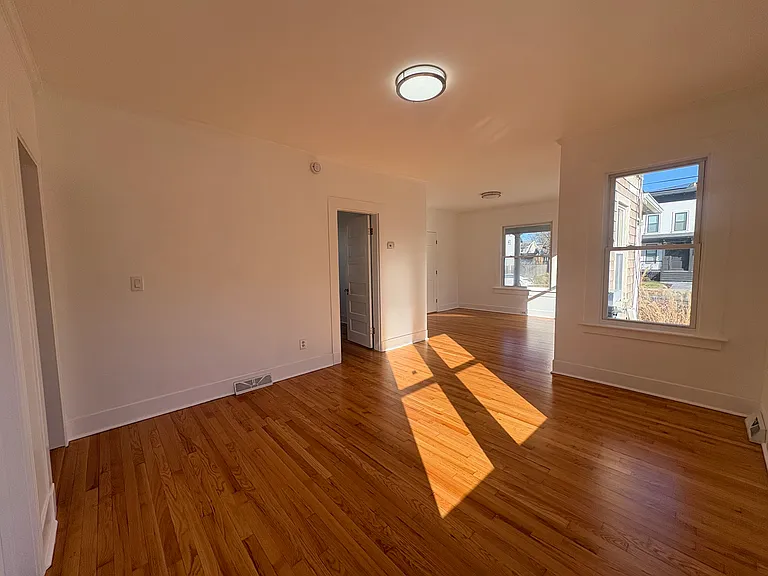 434 Washington Ave #1 — Photo 8